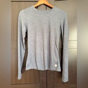 Vuori - Long-Sleeve Lux Crew in Azure Heather